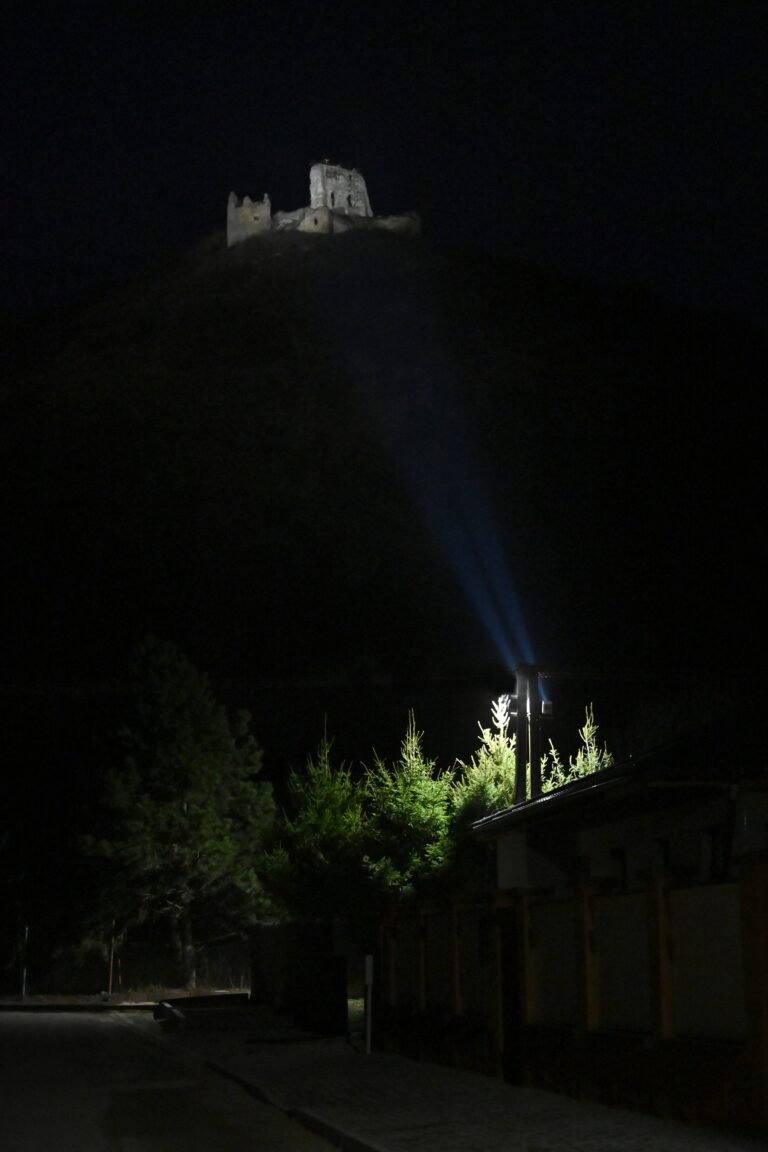 osvetlenie hradu turna 03 - 3