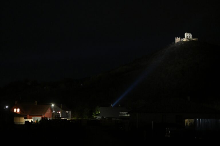 osvetlenie hradu turna 05 - 1